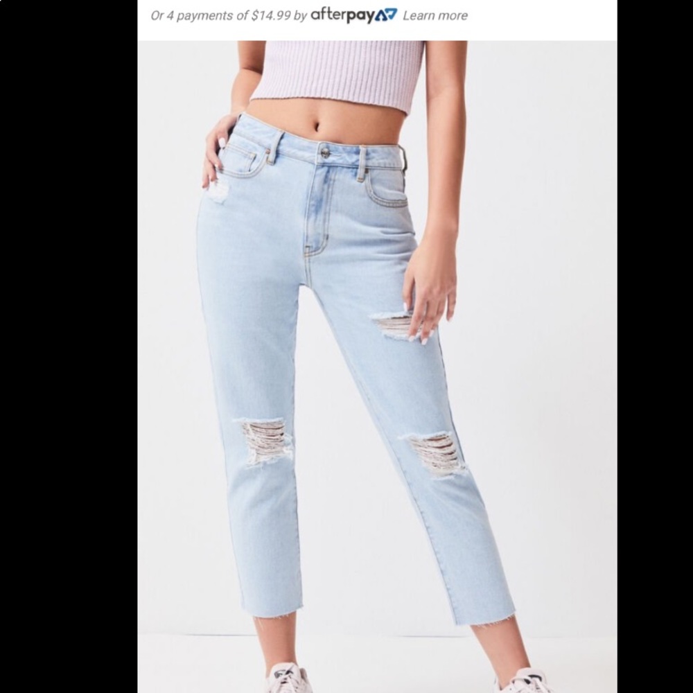 PacSun light wash mom jeans